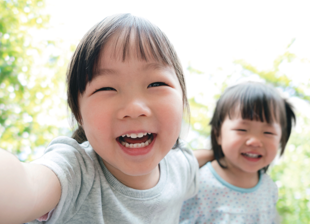 웃음은 강력한 무기다. 만약 이 웃음이 사라진다면 어떠한 현상들이 나타날까?